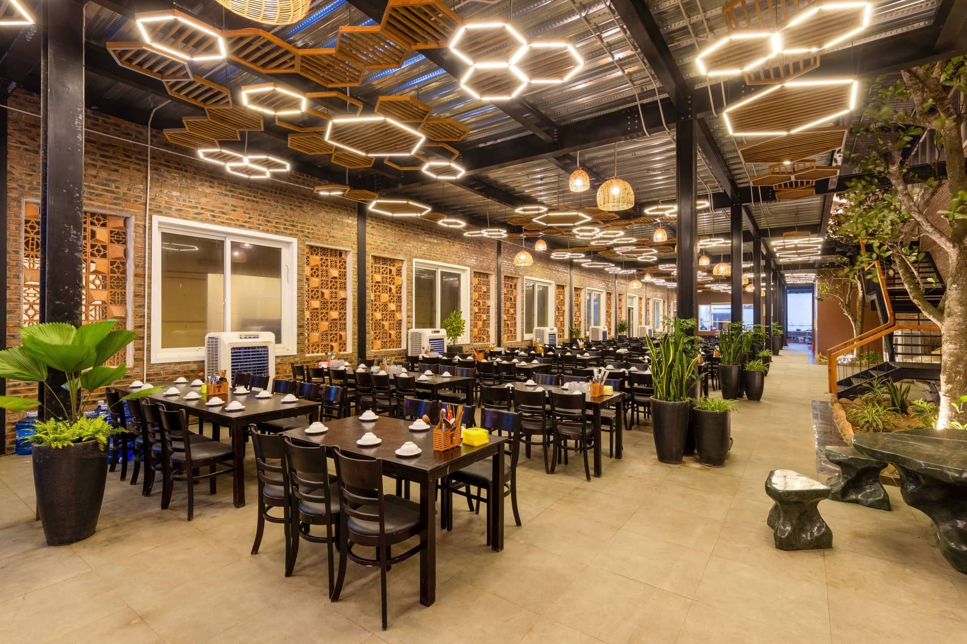 Nhà hàng sang trọng