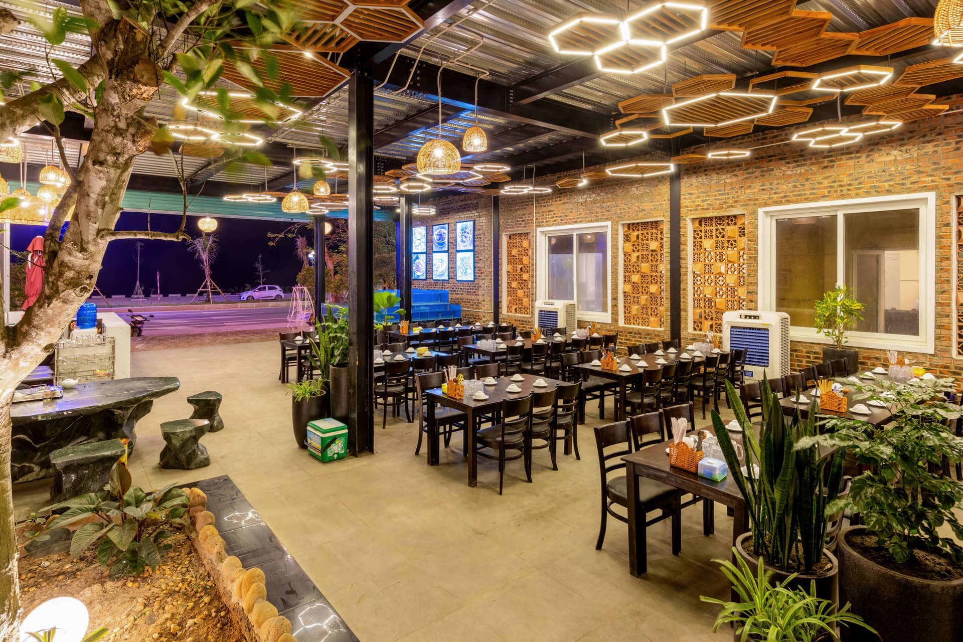 Chi tiết trang trí nhà hàng